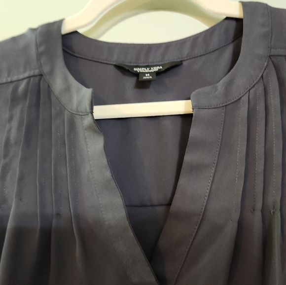 Women's Popover Blouse. - Picture 2 of 7